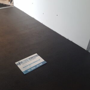 trailermat-paardentrailer-bosrubber