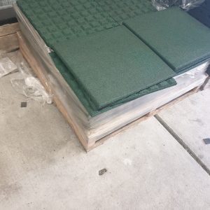 Groene rubber terrastegels