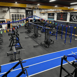 De Bos Extreme 20mm tegels bij Bassies Halter Club in Anna Paulowna.